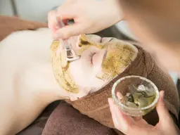 【肌改善したい方向け】剥離なしハーブピーリングお試し3回コース　￥47,020