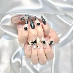 🉐期間限定🉐オフなし⭐️チップ長さ出し10本➕持ち込みデザイン90分＋パーツつけ放題🎀お好きなだけ🎀