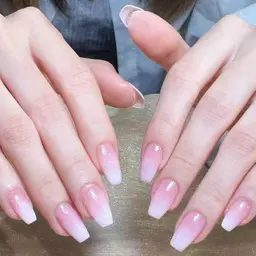 12月⭐️オフ無料⭐️🌸ハンド⭐️カラーグラデーション⭐️ストーン10個プレゼント🎁