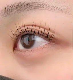 ラッシュリフト（パリジェンヌも可）