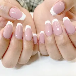 🍉ハンドフレンチ🍉※ ベースカラー追加+30分1000円