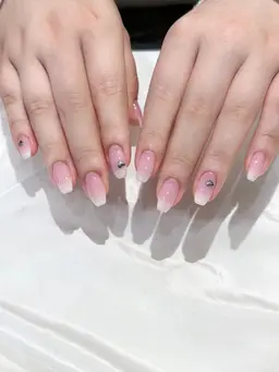 💘リピーター様限定 💘【 シンプルコース 】オフあり付け替えネイル˚✧