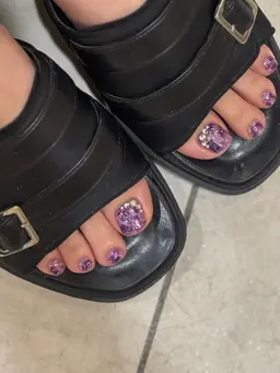 🌼フット持ち込み盛り放題デザイン🌼オフケア付き💛