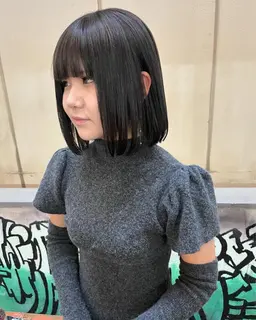 【1月限定特別クーポン🌼】ケアカラー+艶トリートメント¥6600