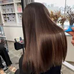 似合わせカット＋オリジナルトリートメント🫧カットして艶々になりたい方、髪質にお困りの方はこちらからご予約ください！