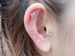 👂️💎耳つぼジュエリー「6パーツ」
