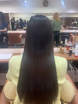 全体縮毛矯正＋メンテナンスカット