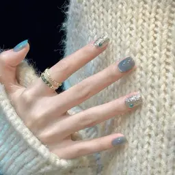 お洒落*バイカラー*ネイル＋ストーン10個★大人上品デザイン 5000円