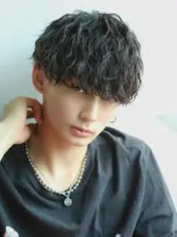 🉐🌸✂️メンズカット×スパイラルパーマ×艶トリートメント💇