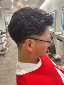 メンズカット✂️ナチュラルパーマ✂️トリートメント船橋 18​〜​19時からご案内可能です🙆‍♀️