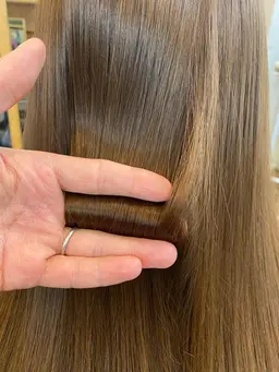 【ブリーチ毛の癖も気になる】カット+縮毛矯正《弱酸性/中性/微アルカリ性/コントロール》★期間限定料金★