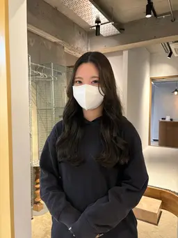 栄養補給しながら理想の艶髪に💊✨️ケアワンカラー🎶