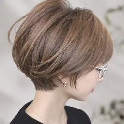 【女性】カット＋リタッチカラー（目安3センチ以内／2ステップトリートメント付き）