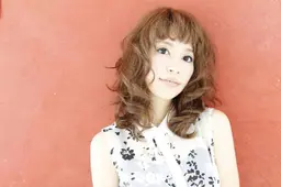 《平日限定❗》カット+光色艶カラー+イヤリングカラーorインナーカラー+極上トリートメント