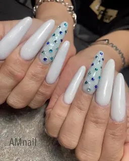 オフあり【スカルプ】持ち込みネイルS《アート両手2本》180分　初回限定割引¥14600～