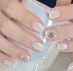 ワンカラ🎀ラメグラ🎀ミラ✖️パーツ2つor埋め尽くし2本