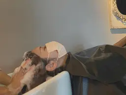 個室で45分間ヘッドスパ