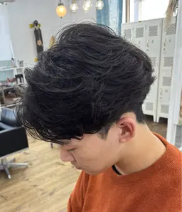 メンズノーマルパーマ（ニュアンス、フェザーなど）