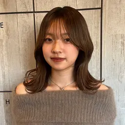 🩷学割U24🩷〖カット✂️〗➕〖艶カラー🥣〗➕〖保護トリートメント🧴〗