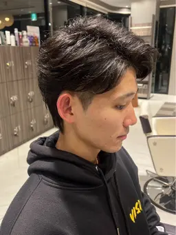 モデル メンズ カット ニュアンスパーマ