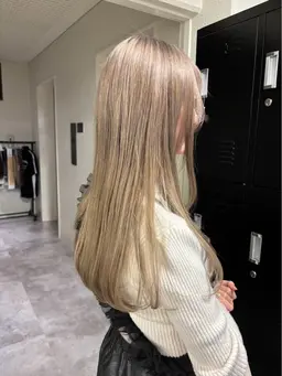 ミニモ学割‼️リタッチ+カラー