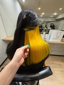 【✨minimo限定✨】カット＋インナーブリーチ＋全体カラー【トリートメントサービス付き❄️】