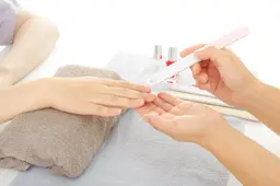 【スペシャルハンドスパ】ケアに特化したネイルサロンの本格派ハンドエステ