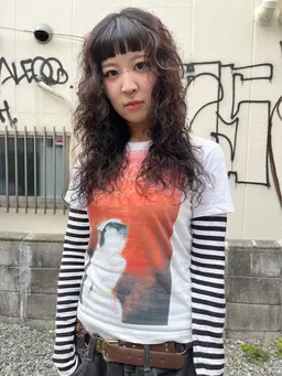 スパイラルパーマ＋トリートメント＋カット　　肩下