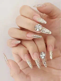 ラメグラデーション　パーツ2個無料🌸　オフ➕1000