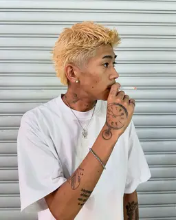 ミニモ限定クーポン🎫40%OFF!!!スパイキーショート⛓️×ハイトーンブリーチカラー💎