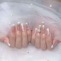 フレンチネイル🎀