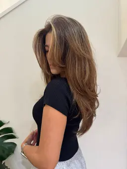 11月28日限定特別✨✨カラーのみ🐬🏝️髪質改善トリートメント付き✨✨【ブリーチなし】