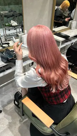 【人気No.1✨ダメージを抑えたハイトーン艶カラー🩶】ケアブリーチ＋カラー