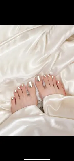 🎀フットネイルフットフンカラ一🔆2色まで🪅新規ソフトジェルオフ無料💫