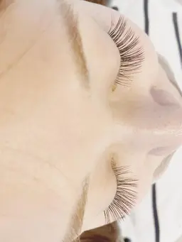 ✨ご新規様ボリュームラッシュ80束✨ 初回オフ無料💄 コーティング仕上げ選べます✨