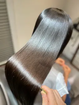 ダメージレスにツヤさら髪へ♡ジュネス酸性ストレート