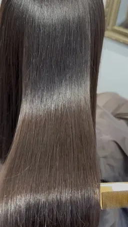 〈ミニモ学割〉bokuno式髪質改善矯正＋トリートメント※撮影協力者限定