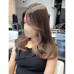 イヤリングカラー・インナーカラー(全体カラー＋部分ブリーチ込み)