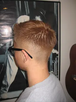 ブリーチ+トリートメント🌟【ショート限定】