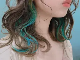 ⭐️グラデーションorインナー、フェイスフレミング⭐️トリートメントサービス➕前髪カットサービス