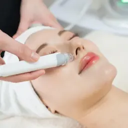 《毛穴汚れに》毛穴洗浄マシーン🌟全顔￥3900