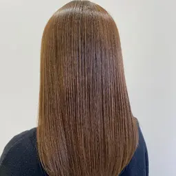 乾かすだけで美髪に✨🎁カット+ストレート+5stepトリートメント🫶