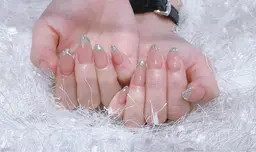 人気続き✨ガラスフレンチ