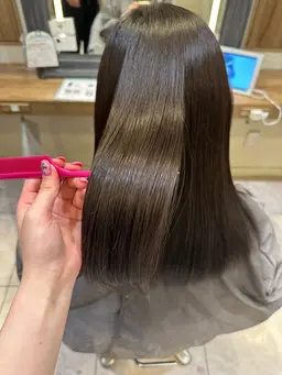 大人気✨🩷Aujua 4stepトリートメント🫧(マッサージ付)