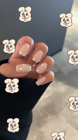 【オフあり】フレンチネイル