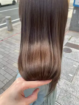 白髪染め＋トリートメント🌈✨️