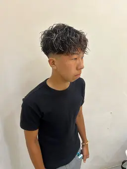 【20代人気No. 1👑】外国人風スペインカール🇪🇸（カット＋メンズパーマ）