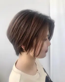 ⚠️営業後19時​〜​⚠️ショートカットモデル🩷顎下のボブから下までの長さ、3センチ以上切らせて頂ける方