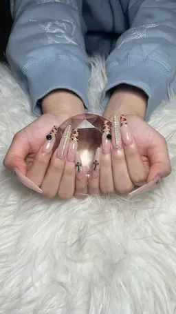 ‎🤍チップ長さだし10本 持ち込みやり放題 (オフなし)