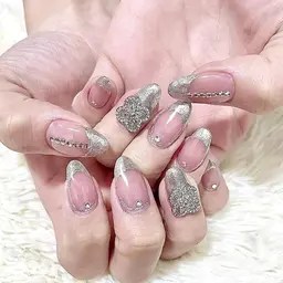 おまかせ！ネイルモデル（アート、パーツ込み）